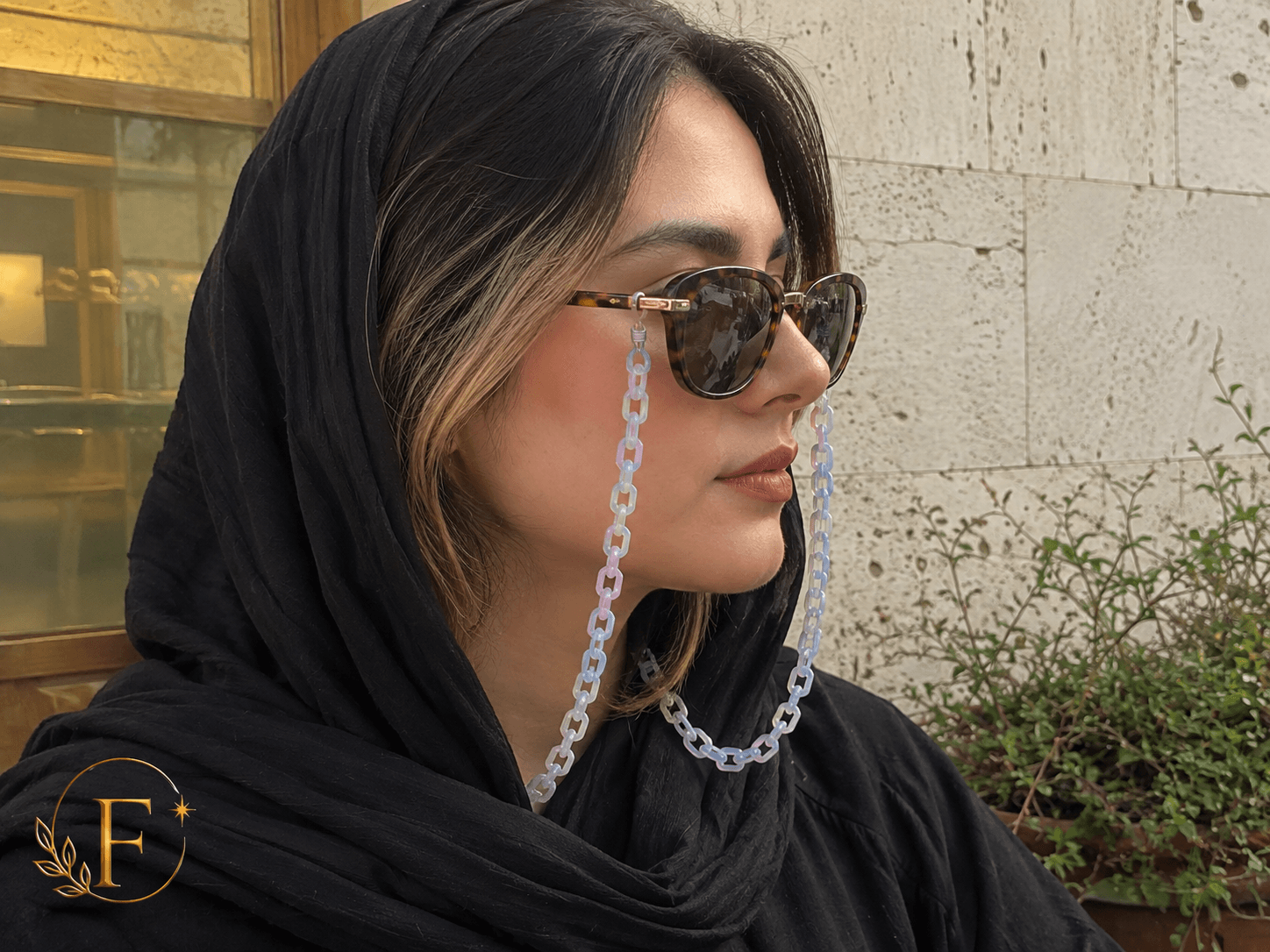 بازی نور روی زیورآلات